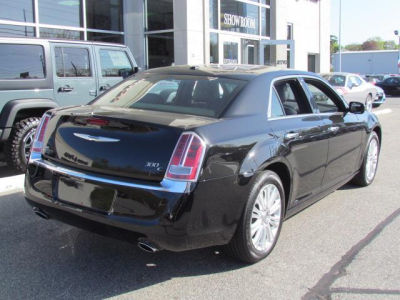2013 Chrysler 300C