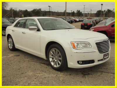 2012 Chrysler 300C  Base