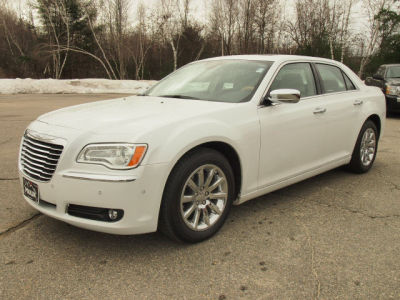 2012 Chrysler 300C  Base