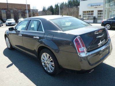2013 Chrysler 300C  Base