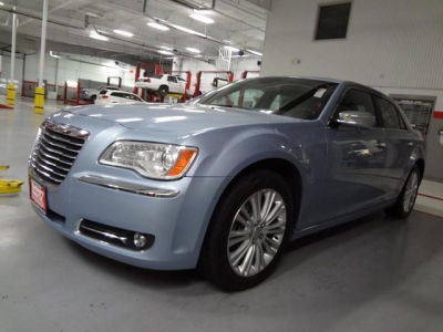 2012 Chrysler 300C  Base