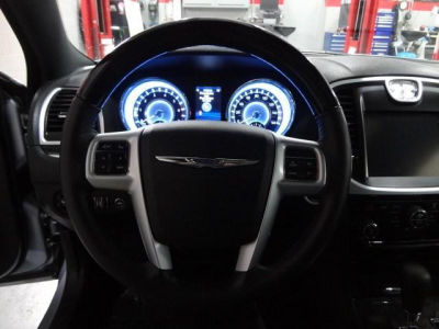 2012 Chrysler 300C  Base