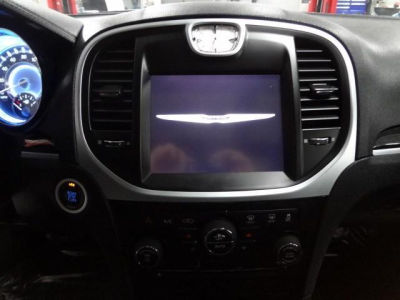 2012 Chrysler 300C  Base
