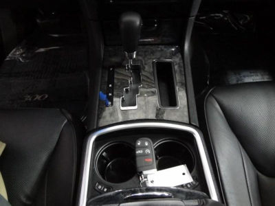 2012 Chrysler 300C  Base