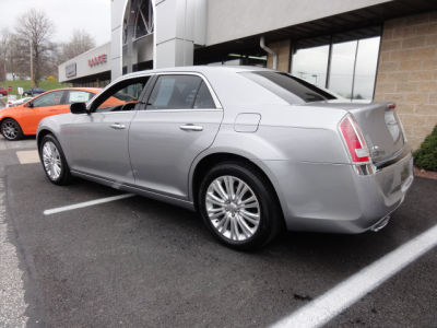 2011 Chrysler 300C  Base