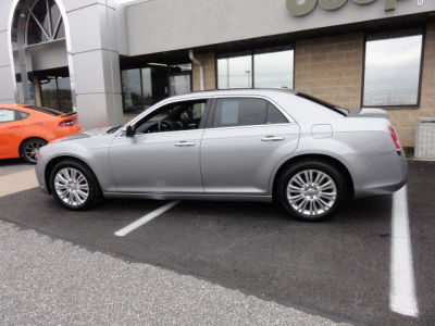 2011 Chrysler 300C  Base