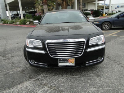 2013 Chrysler 300C  Base