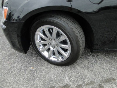 2013 Chrysler 300C  Base