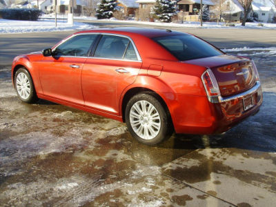 2012 Chrysler 300C  Base