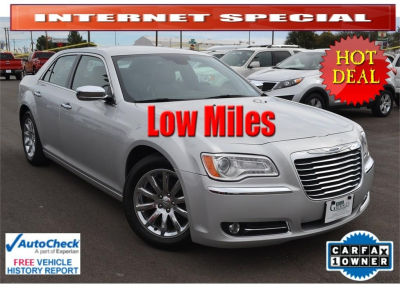 2012 Chrysler 300C  Base