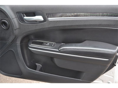 2012 Chrysler 300C  Base