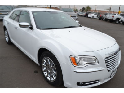 2013 Chrysler 300C  Base