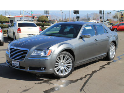 2011 Chrysler 300C  Base