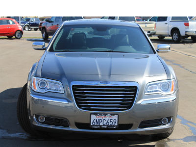 2011 Chrysler 300C  Base