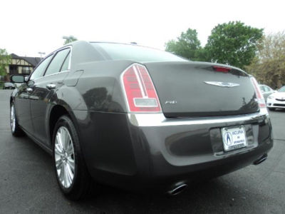 2013 Chrysler 300C  Base