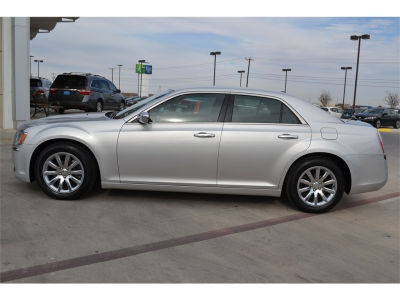 2012 Chrysler 300C  Base