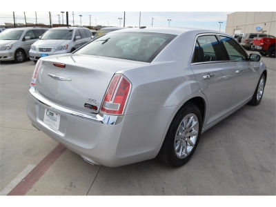 2012 Chrysler 300C  Base