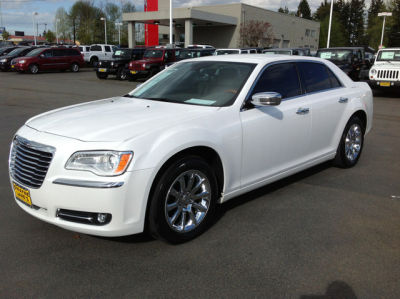 2011 Chrysler 300C  Base