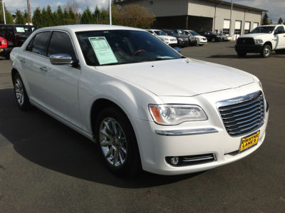 2011 Chrysler 300C  Base