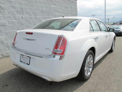 2012 Chrysler 300C  Base