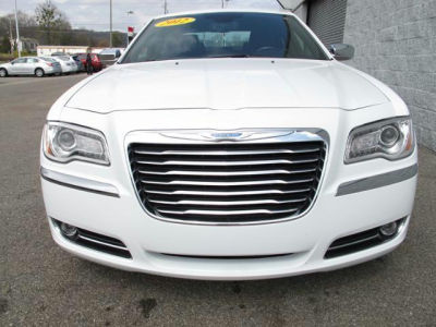 2012 Chrysler 300C  Base