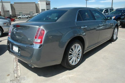 2012 Chrysler 300C  Base