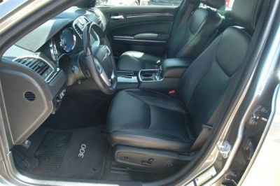 2012 Chrysler 300C  Base