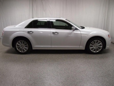 2012 Chrysler 300C