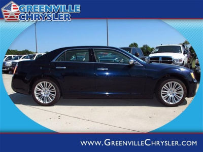 2011 Chrysler 300C  Base