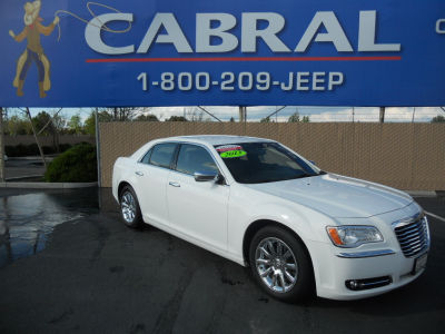 2013 Chrysler 300C  Base