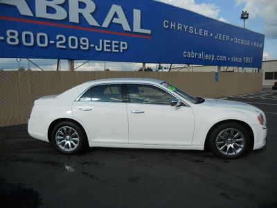 2013 Chrysler 300C  Base