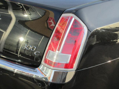 2011 Chrysler 300C  Base