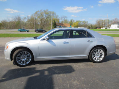 2011 Chrysler 300C  Base
