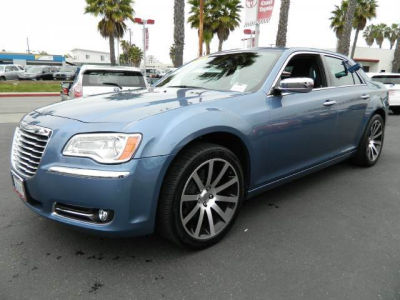 2011 Chrysler 300C  Base