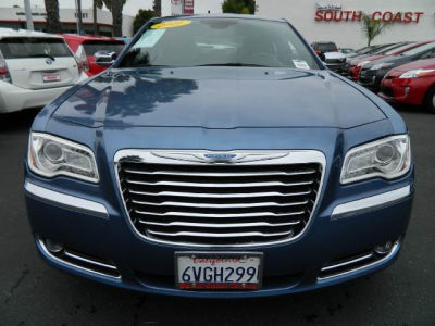2011 Chrysler 300C  Base