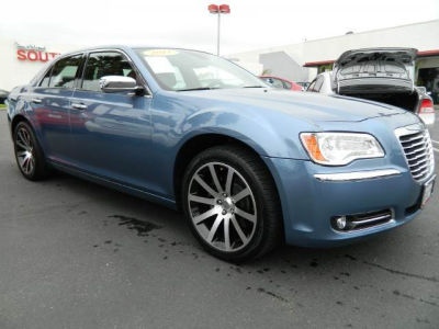 2011 Chrysler 300C  Base
