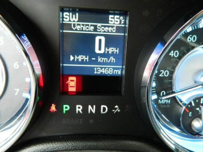 2011 Chrysler 300C  Base