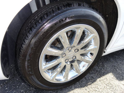 2013 Chrysler 300C  Base