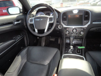 2013 Chrysler 300C  Base