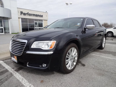 2012 Chrysler 300C  Base