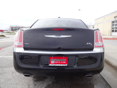 2012 Chrysler 300C  Base