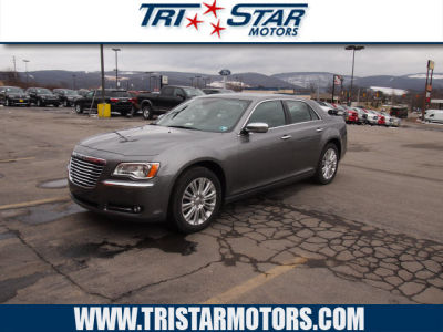 2011 Chrysler 300C  Base