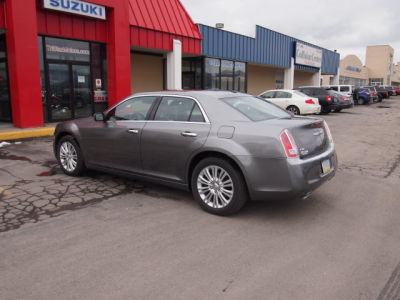 2011 Chrysler 300C  Base