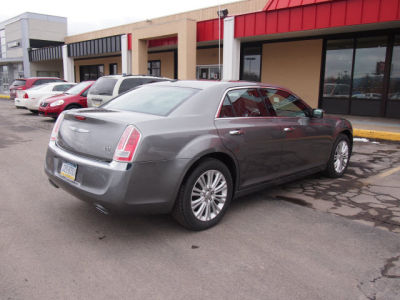 2011 Chrysler 300C  Base