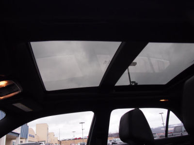 2011 Chrysler 300C  Base