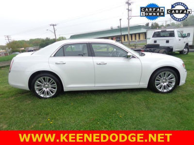 2011 Chrysler 300C  Base