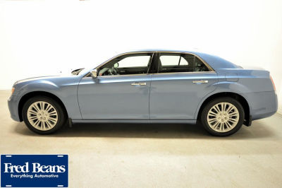 2011 Chrysler 300C  Base