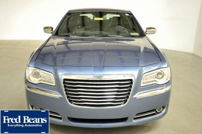 2011 Chrysler 300C  Base