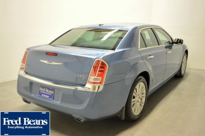 2011 Chrysler 300C  Base