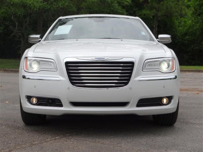 2011 Chrysler 300C  Base